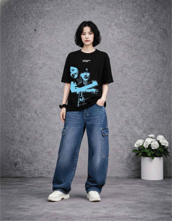 THREADS OF SIN - THE FIRST FROST OVERSIZED T-SHIRT