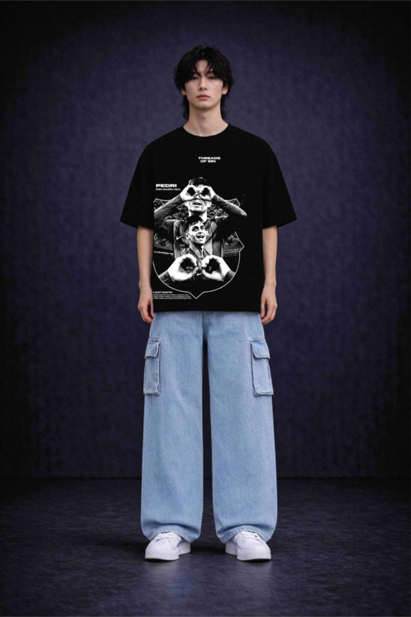 THE QUIET MAESTRO - PEDRI OVERSIZED T-SHIRT